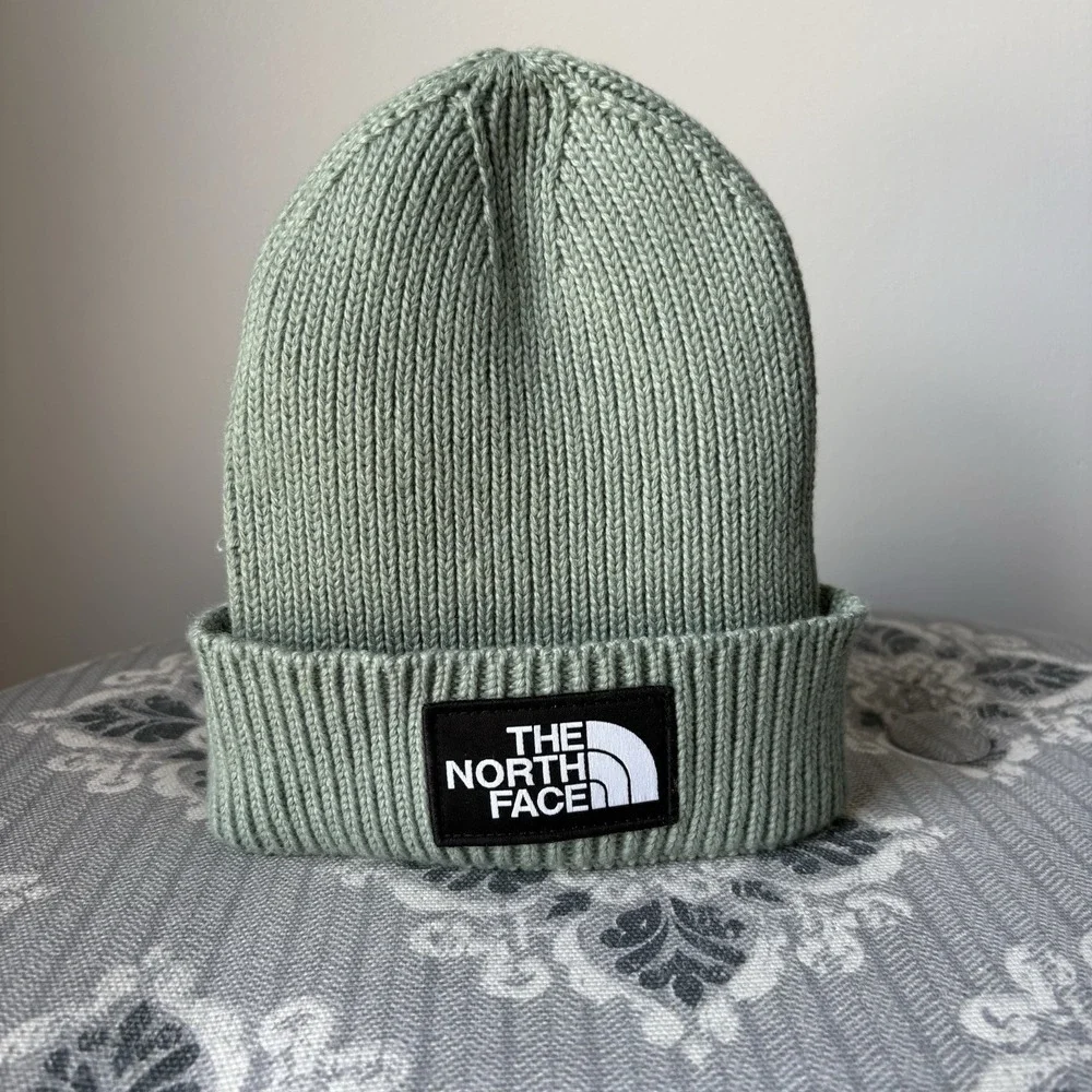 The North Face Green Knit Beanie Unisex Kids One Size Logo Winter Hat NWOT